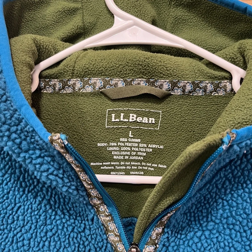L.L. Teal Bean Blue Fleece Jacket with Green Lining - Picture 2 of 3